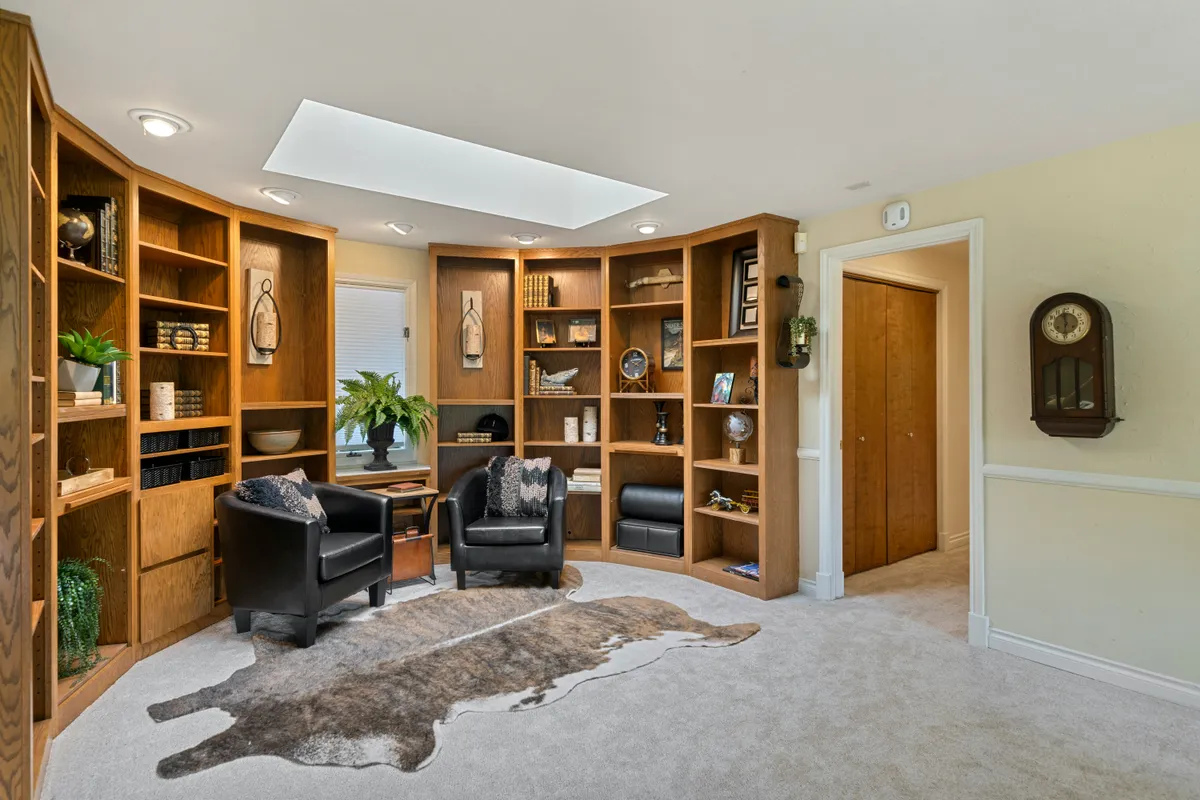 Custom Built-Ins & Office